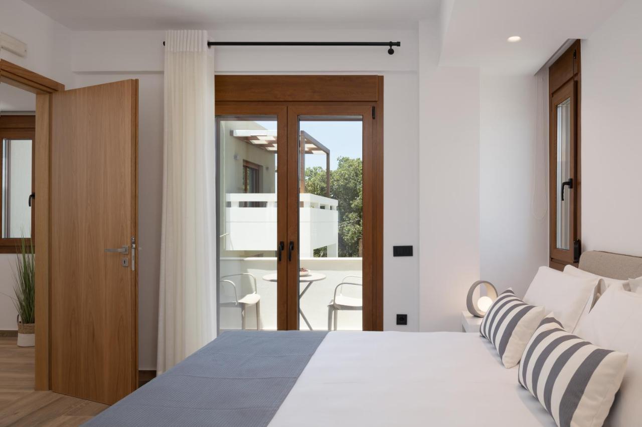 De Light Boutique Villas I II & III - Close To Rethymno, By Thinkvilla Atsipopoulo Exterior photo