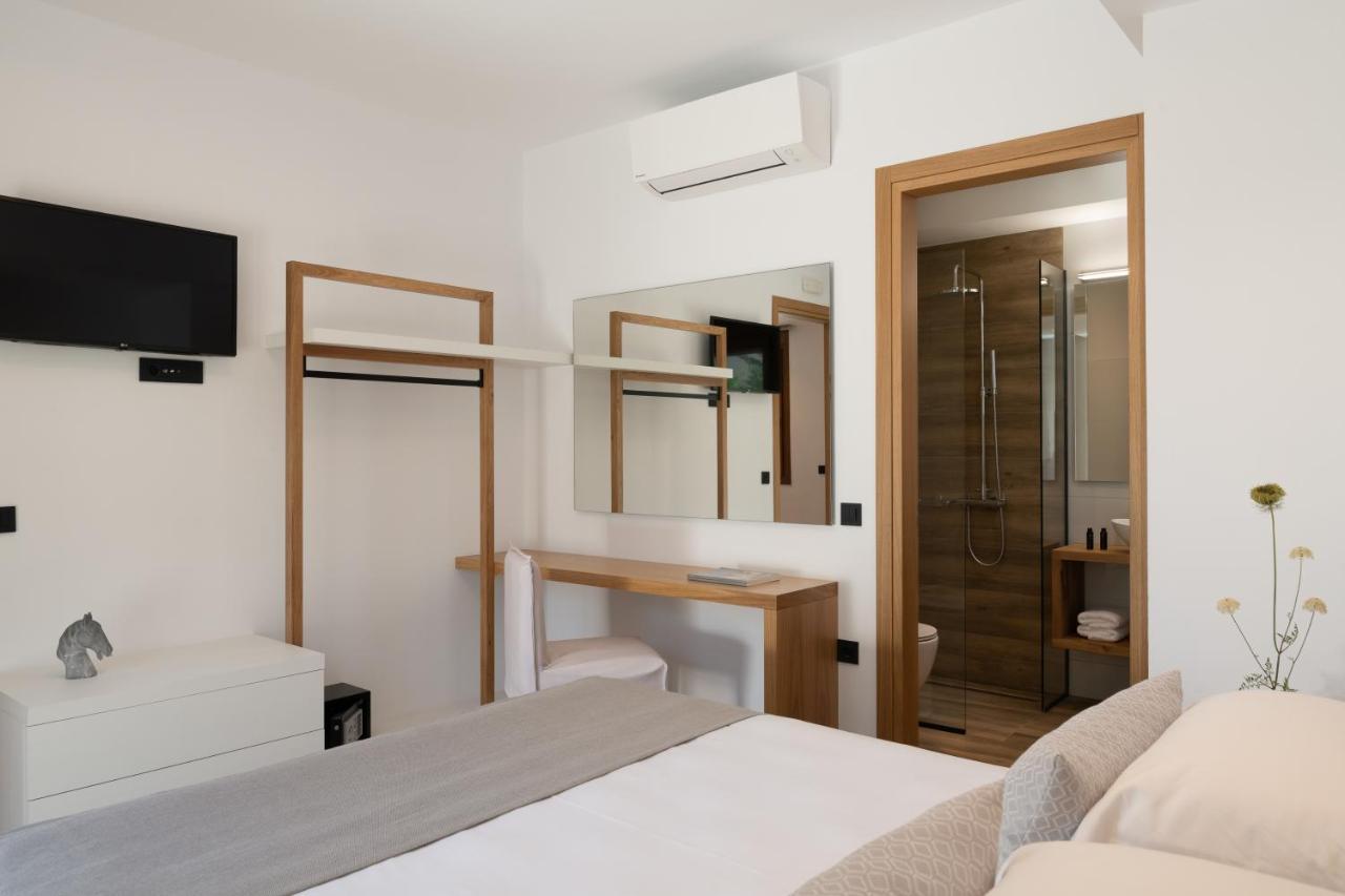 De Light Boutique Villas I II & III - Close To Rethymno, By Thinkvilla Atsipopoulo Exterior photo